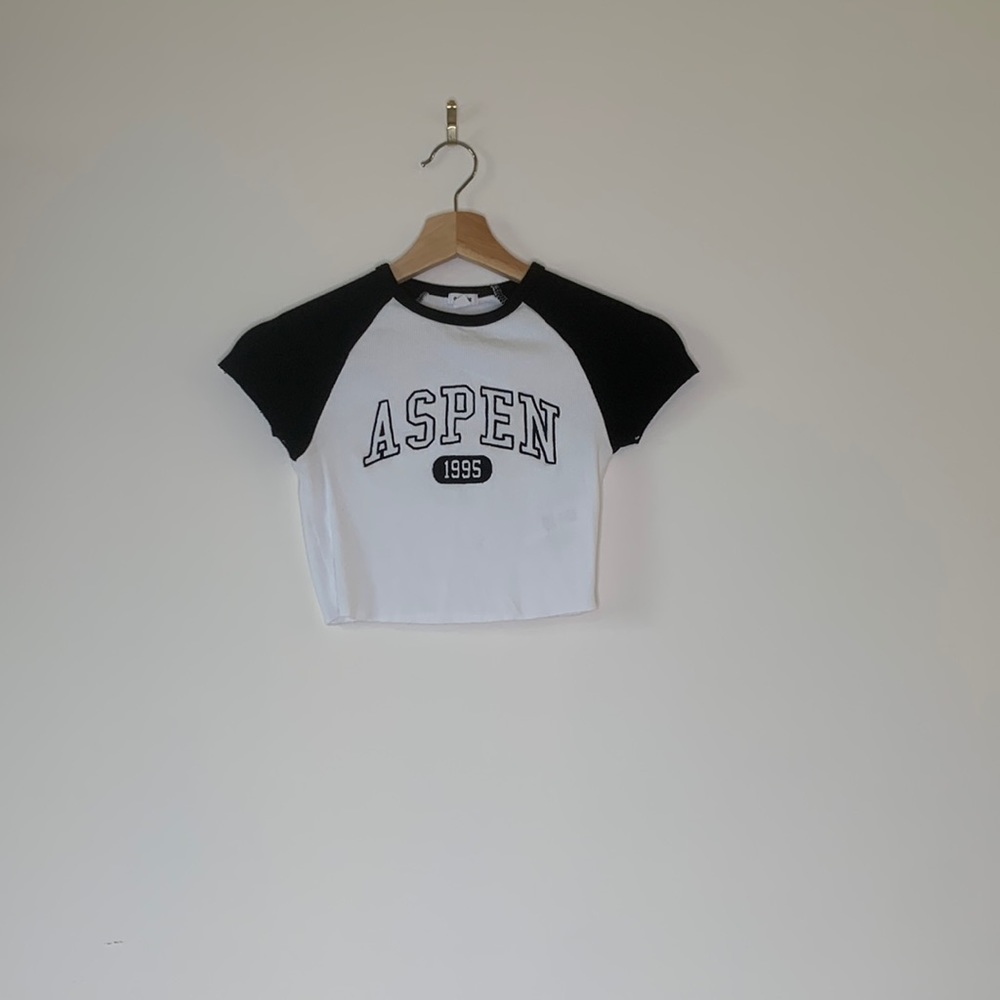 Garage cropped baseball tee
